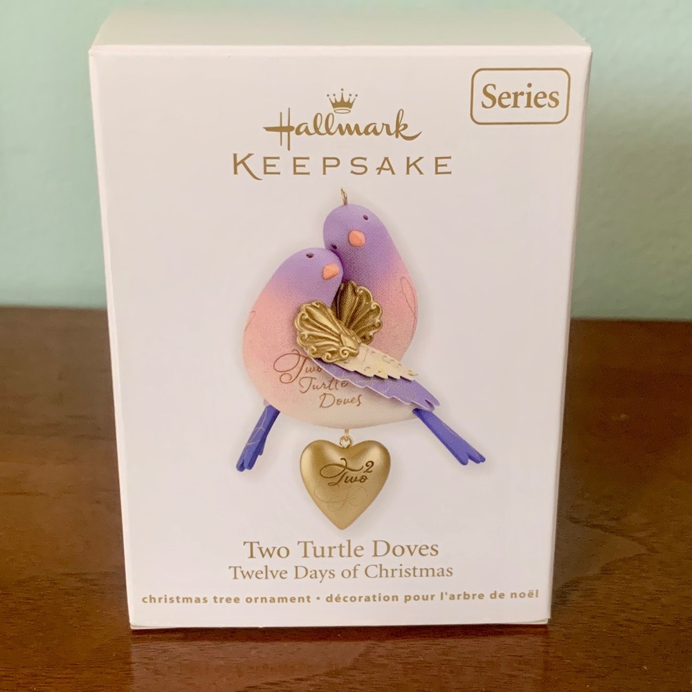 Hallmark 2012 Keepsake Two Turtle Doves - 12 Days Of Christmas